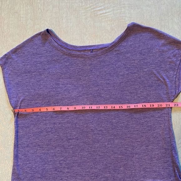 SO relaxed XL Periwinkle dolman sleeve soft and lightweight rounded hem top - Picture 3 of 9